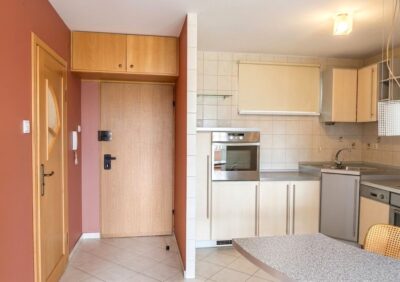 Jasne 2-pokojowe mieszkanie 47,8 m² na Naramowicach – balkon, winda, zamknięte osiedle